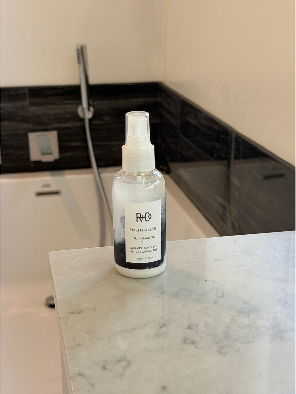 R+Co Spiritualized Dry Shampoo Mist – 4.2 fl oz / 124 mL